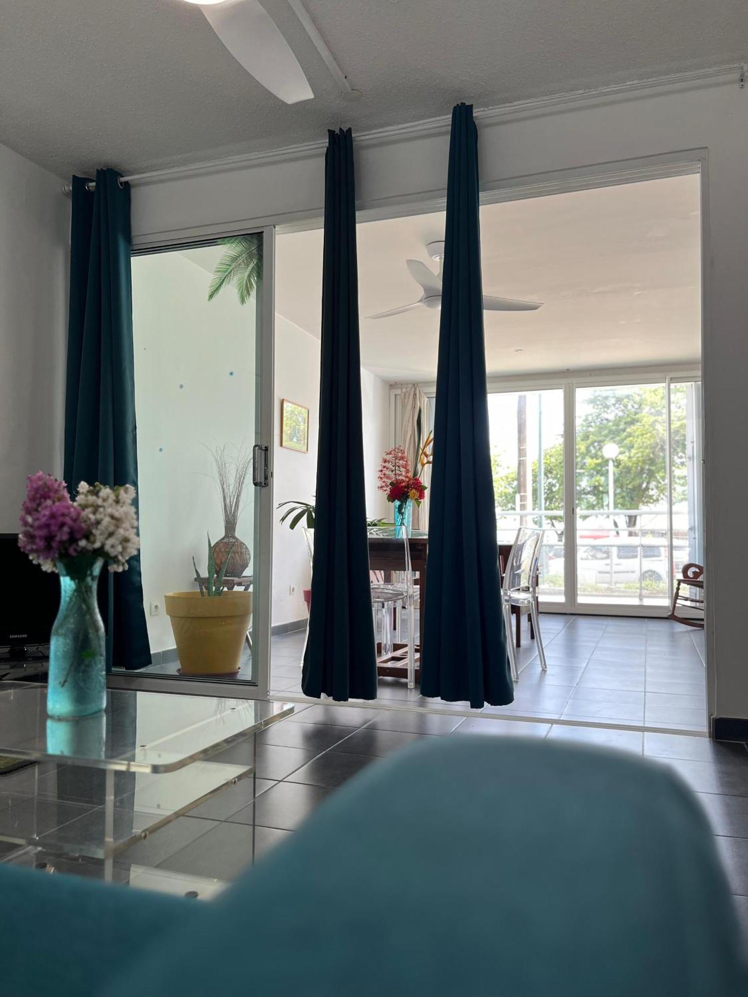 Jasmin - Appartement Face Plage Diamant เลอ ดีอามงต์ ภายนอก รูปภาพ